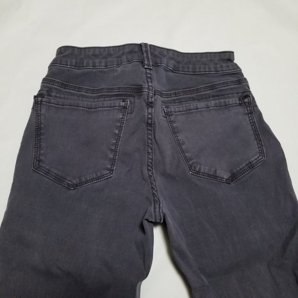 Silver Aiko Gray Mid Rise Skinny Moto Pants - Picture 3 of 6